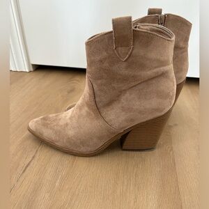 Western tan ankle Boots for women size 7.5